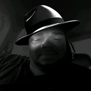 Meet your Posher, Delawrence